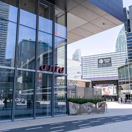 Aparthotel Beautiful Modern Toronto Luxurious Scotiabank Arena Exterior foto