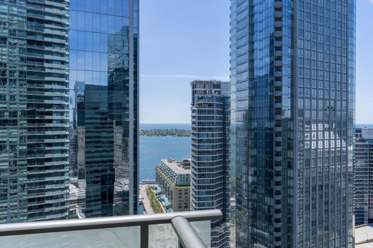 Aparthotel Beautiful Modern Toronto Luxurious Scotiabank Arena Exterior foto