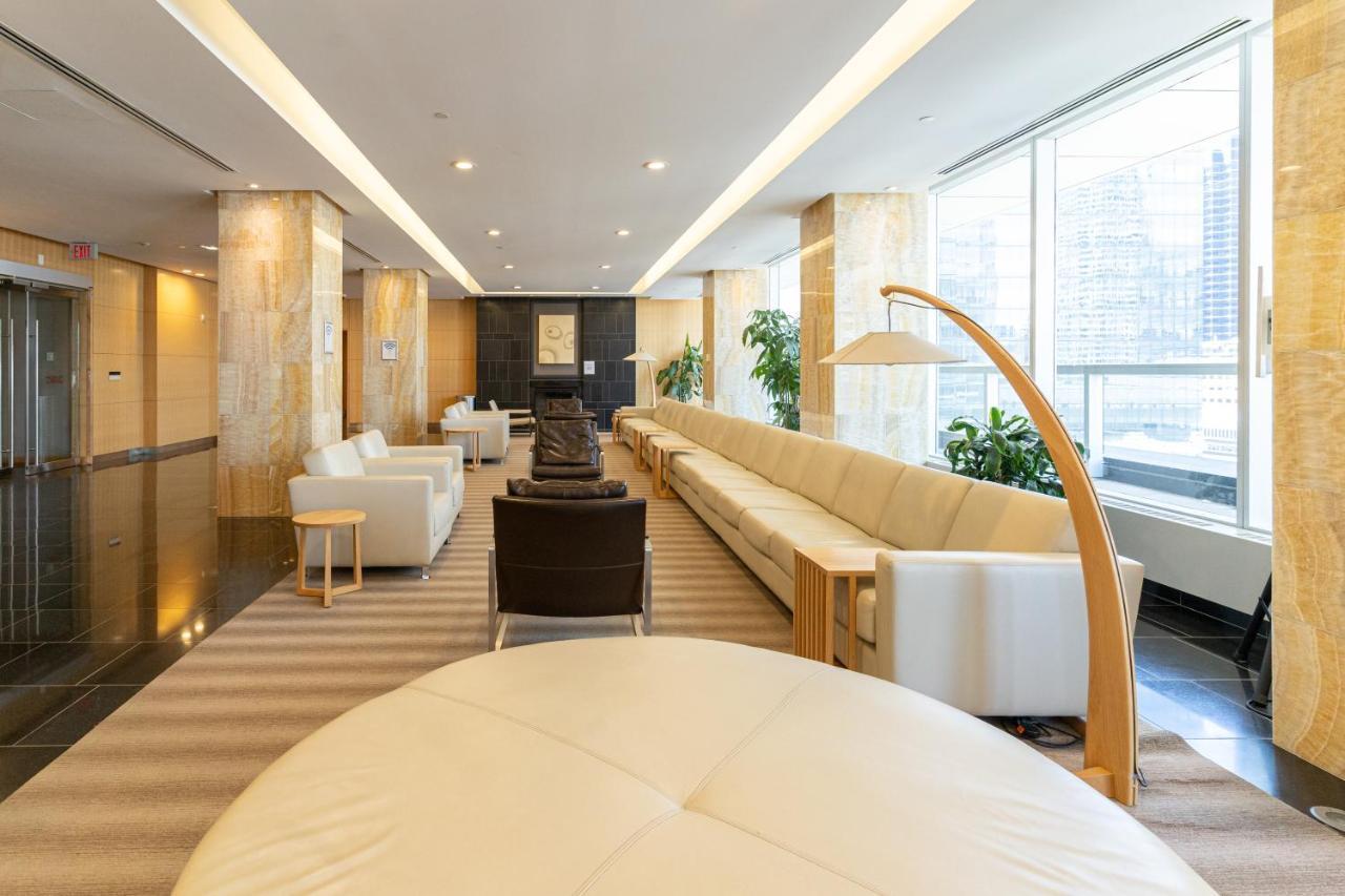 Aparthotel Beautiful Modern Toronto Luxurious Scotiabank Arena Exterior foto